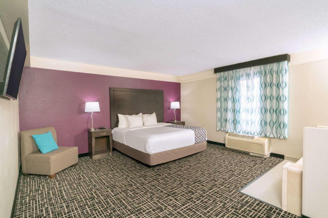 La Quinta By Wyndham Latham Albany Airport Hotel Exterior foto